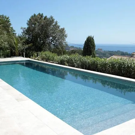 Savoir Vivre With Sea View And St. Tropez Villa La Garonnette-Plage