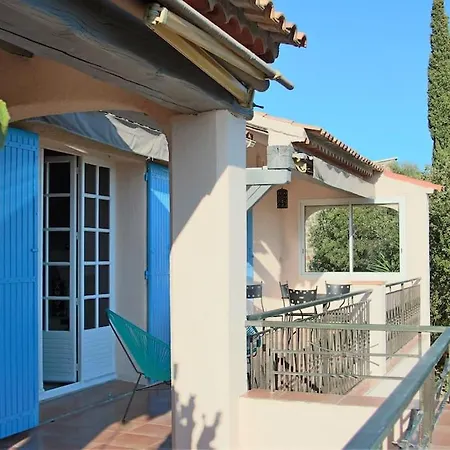 Savoir Vivre With Sea View And St. Tropez