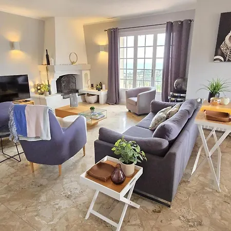 Villa Savoir Vivre With Sea View And St. Tropez La Garonnette-Plage