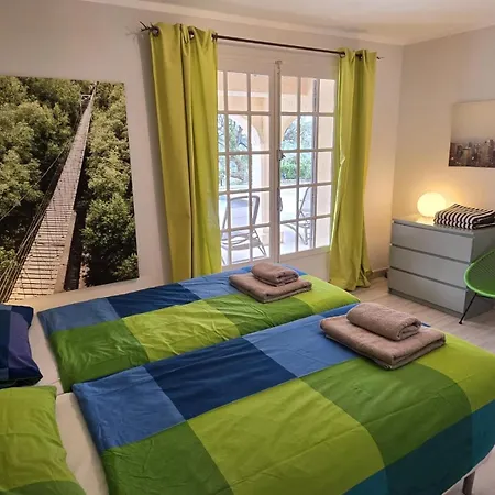 Savoir Vivre With Sea View And St. Tropez Villa La Garonnette-Plage