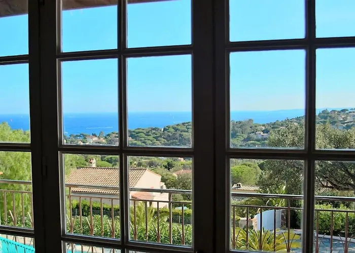 Savoir Vivre With Sea View And St. Tropez Villa